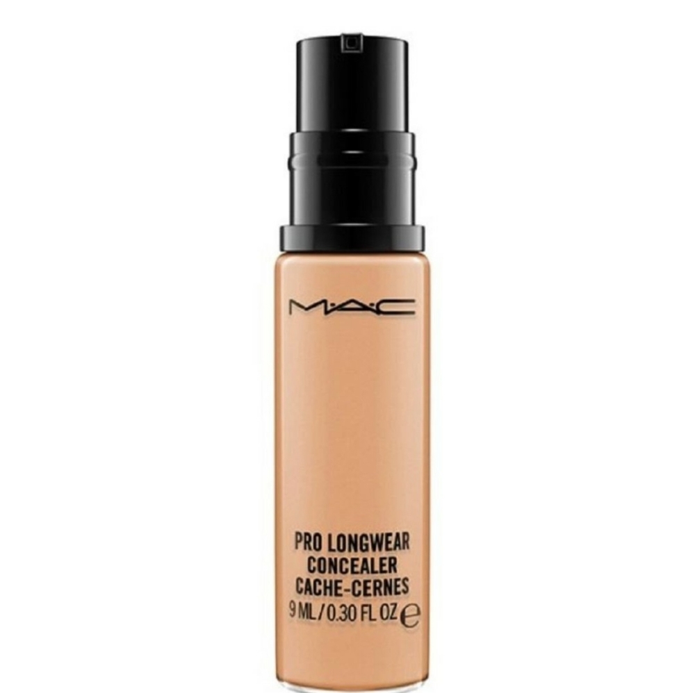 Mac concealer.